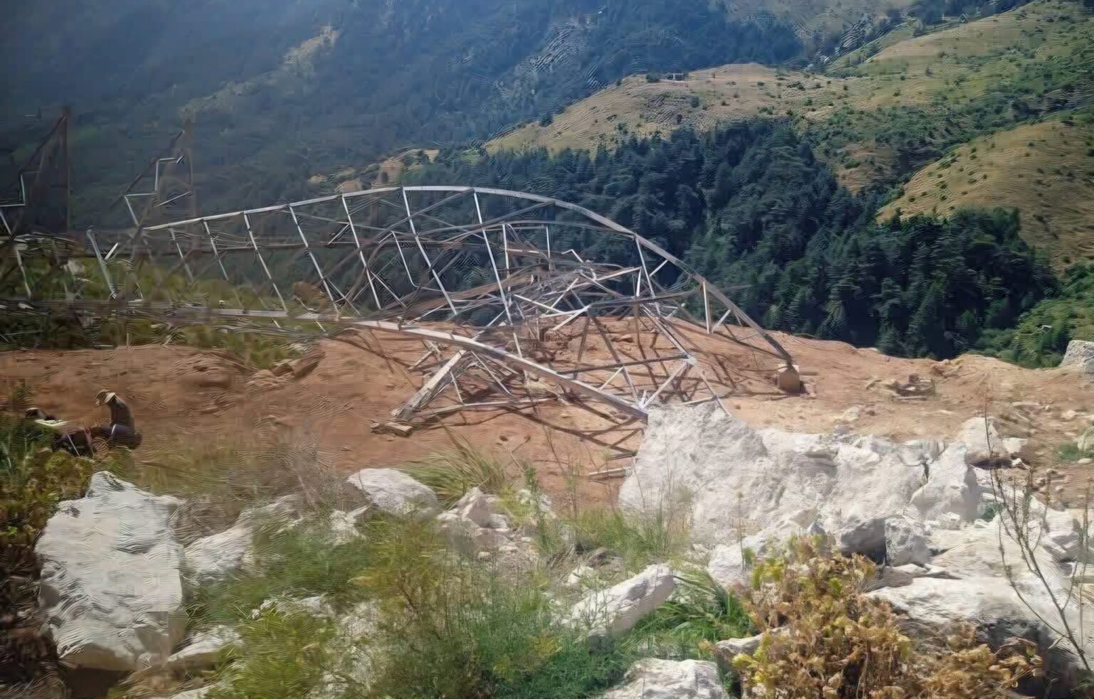 Tizi-Ouzou : drame à Iboudrarène! ce samedi à 9h15, les éléments de la Protection civile ont été mobilisés en urgence au village de Darna, dans la commune d'Iboudrarène, daïra d'Ath Yani (wilaya de Tizi-Ouzou