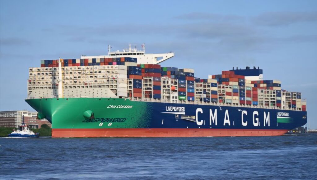 la révision tarifaire du géant français du transport maritime CMA CGM va alourdir significativement le coût des importations algériennes en provenance d'Asie.