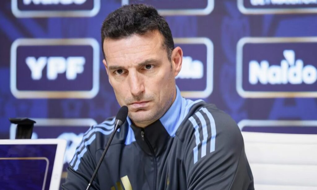 Argentine – Algérie : un nouveau coup dur frappe l’Albiceleste ! À 48h du choc entre l’Argentine et l’Algérie en Coupe du monde 2026, Lionel Scaloni pourrait être confronté à un sérieux casse