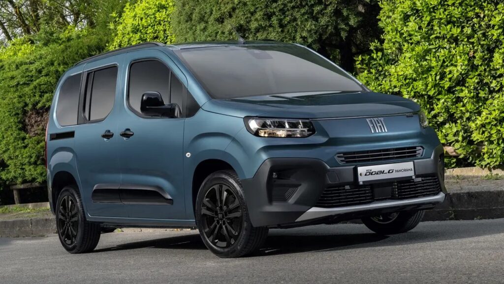 Porté par le succès de la Fiat Doblo à Tafraoui, Stellantis enregistre une hausse de 8 000 ventes en Algérie au T2 2026, compensant le recul de la région.
