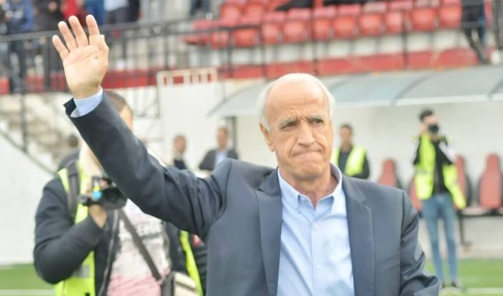 L’USMA tranche dans le vif : résiliation officielle du contrat de Saïd Allik ! L'USM Alger officialise le départ de Saïd Allik ! Décisions unilatérales, manque de vision... Découvrez les vraies raisons du divorce entre l'USMA et son Directeur Général Sportif dans ce communiqué choc.