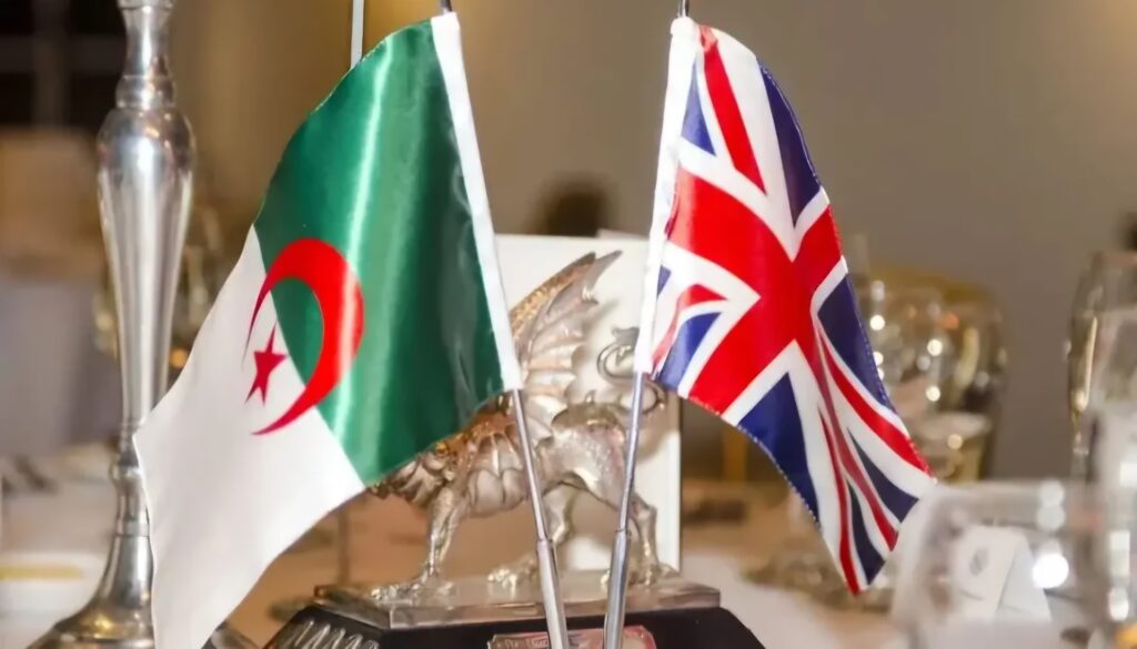 Découvrez pourquoi les échanges commerciaux entre l'Algérie et le Royaume-Uni franchissent 3,2 milliards d'euros : sécurité énergétique, gaz et essor hors hydrocarbures.