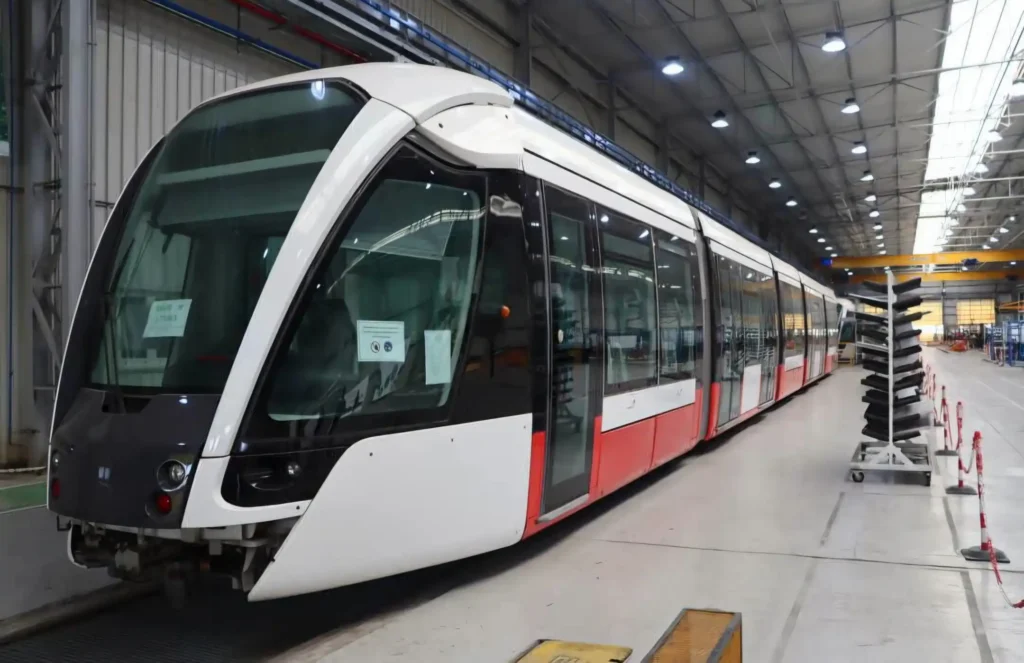 Découvrez comment CITAL Annaba conçoit et assemble les rames de tramway Made in Algeria.