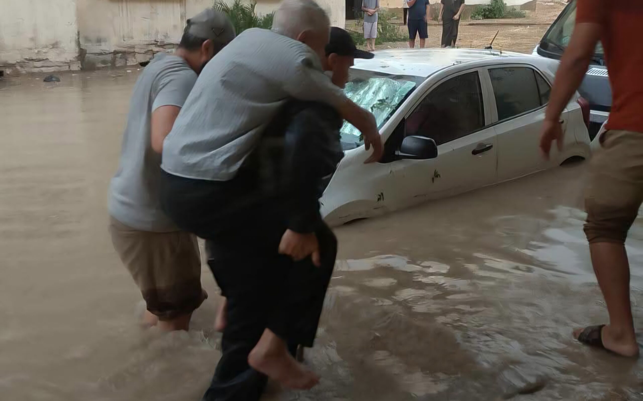 Inondations à Constantine : La Protection civile mobilisée après les intempéries à El Khroub