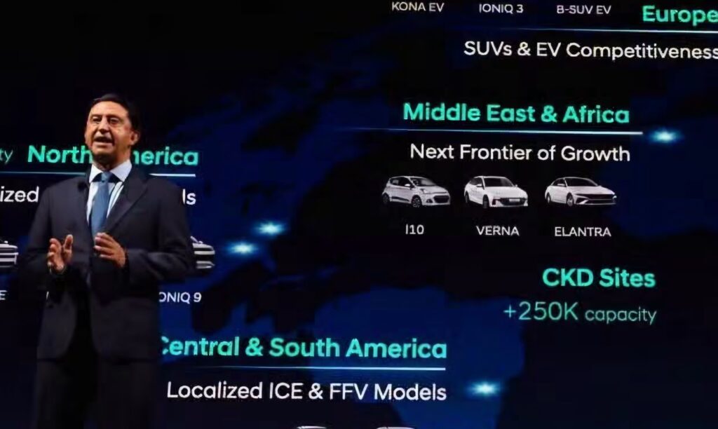 L’Algérie au cœur de la stratégie africaine de Hyundai : une usine CKD à Relizane d’ici 2027 Hyundai confirme son implantation industrielle en Algérie d'ici 2027 à Relizane. Découvrez les modèles produits localement (i10, Accent, Elantra) et la stratégie du constructeur.