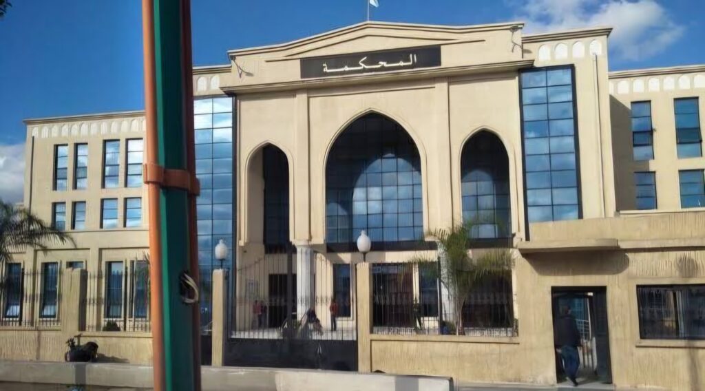Propos haineux contre des enfants à Boufarik : suite au tollé sur les réseaux sociaux et à l'indignation nationale, Sayoud Anouar a été placé en détention provisoire.