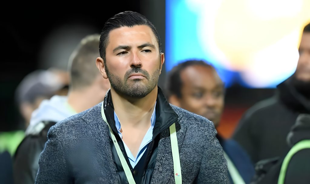 Algérie : la FAF confie une première mission à Anthar Yahia l’Algérie prépare sa rentrée : la FAF a confié à Anthar Yahia une première mission importante avant les éliminatoires de la CAN 2027.
