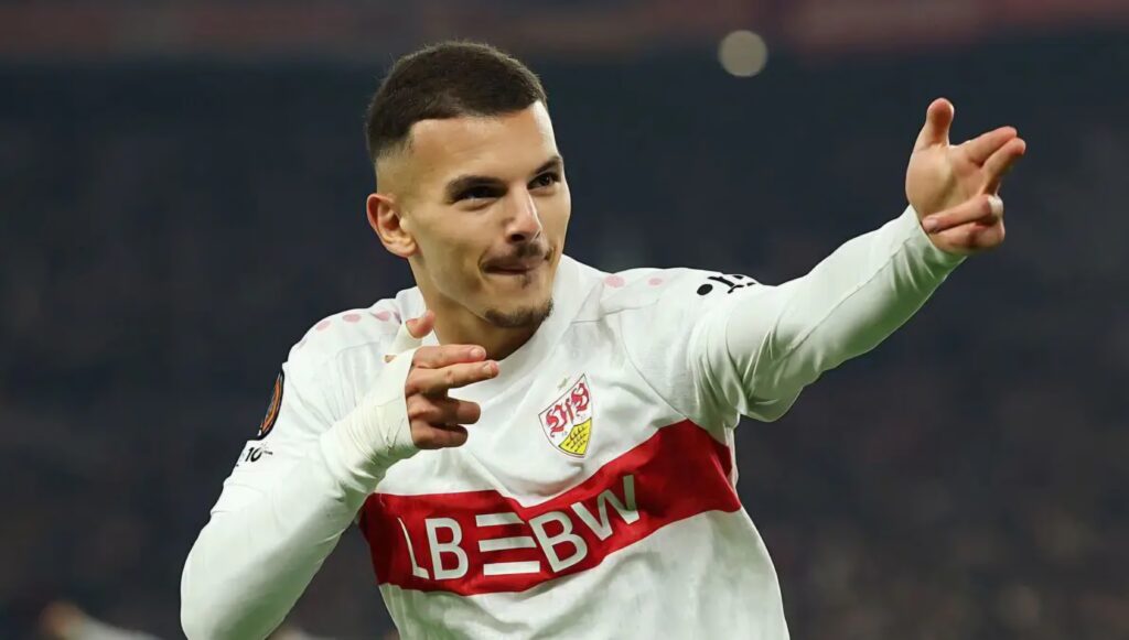 Badredine Bouanani tient une nouvelle porte de sortie en France En manque de temps de jeu à Stuttgart, Badredine Bouanani pourrait retrouver la Ligue 1 sous les couleurs de Strasbourg, qui négocie son arrivée sous la forme d’un prêt.