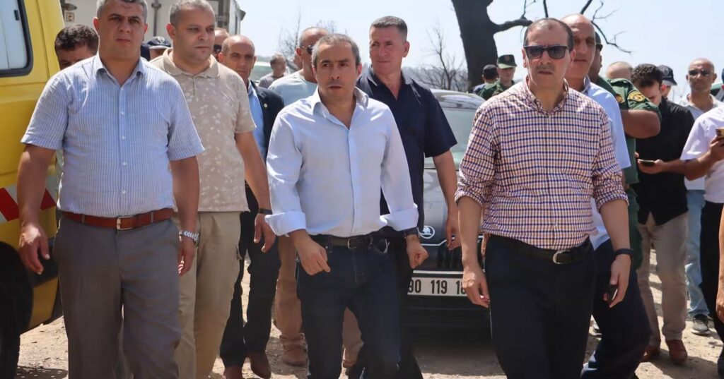 ​En visite à Jijel auprès des sinistrés des incendies, Sid Ali Khaldi garantit l'indemnisation totale des agriculteurs et accélère le recensement des dégâts.