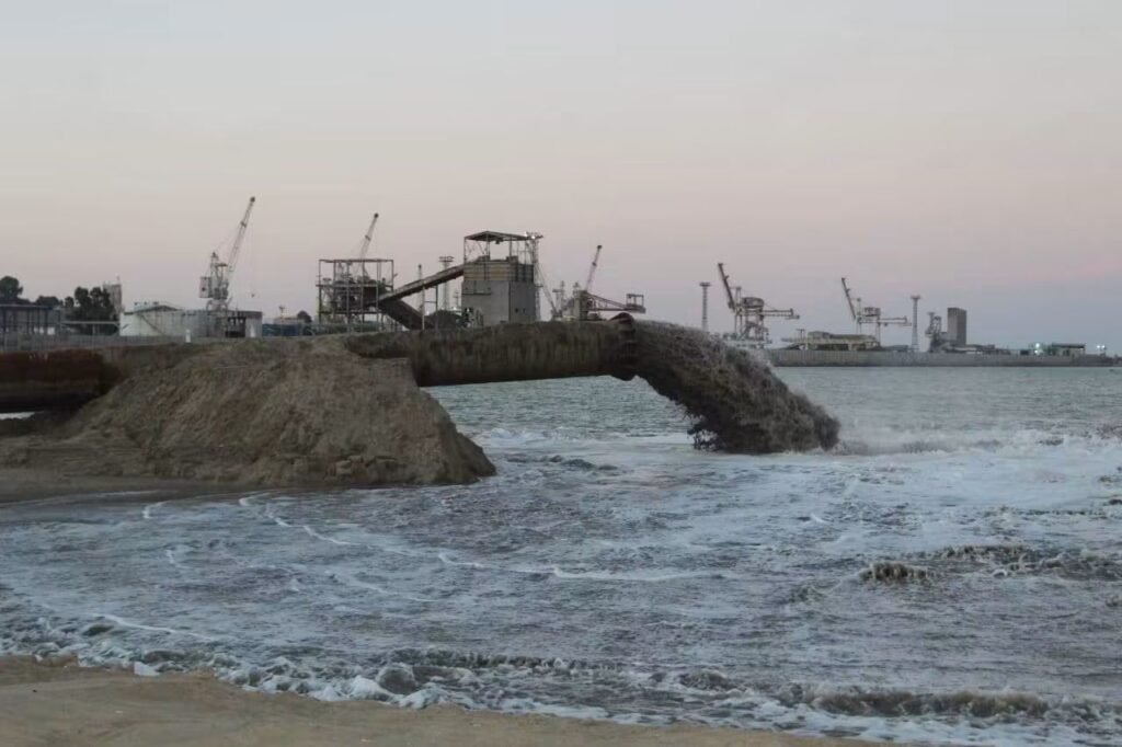 Algérie : Lancement des travaux du quai minéralier d’Annaba, ultime étape du mégaprojet de phosphate intégré Lancement officiel du quai minéralier d'Annaba : plongez au cœur de la dernière étape logistique du mégaprojet de phosphate intégré algérien.