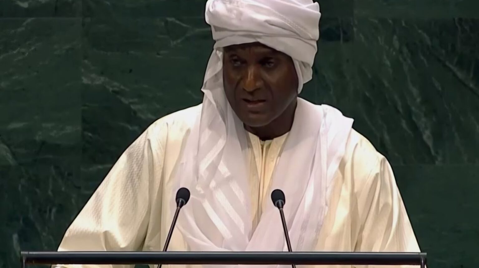 Ali Mahamane Lamine Zeine, a rendu un vibrant hommage à l'Algérie, soulignant que le Niger est debout, car l'Algérie l'a soutenu.