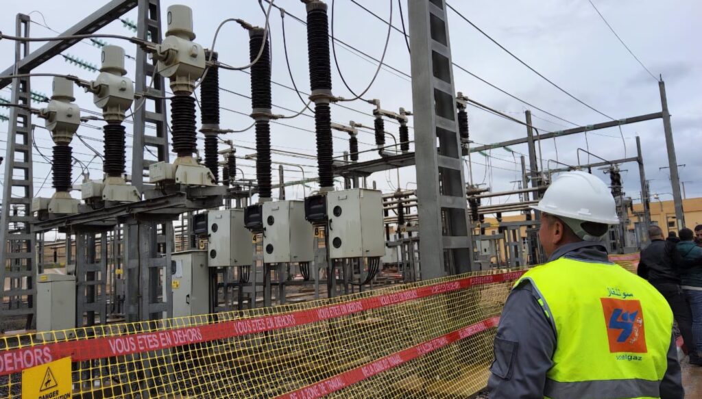 Énergie : Une nouvelle centrale de 136 MW lancée dans cette wilaya du Sud Sonelgaz lance les travaux d'une centrale électrique de 136 MW à Tit (Tamanrasset) pour sécuriser l'approvisionnement énergétique du Grand Sud algérien.