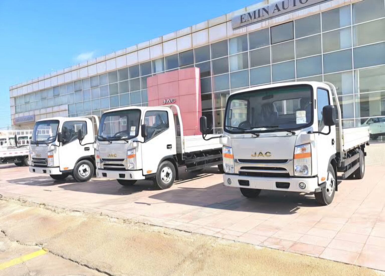 L'usine JAC-Emin Auto, implantée à Tamazoura dans la wilaya d'Aïn Temouchent, a officiellement relancé ses activités